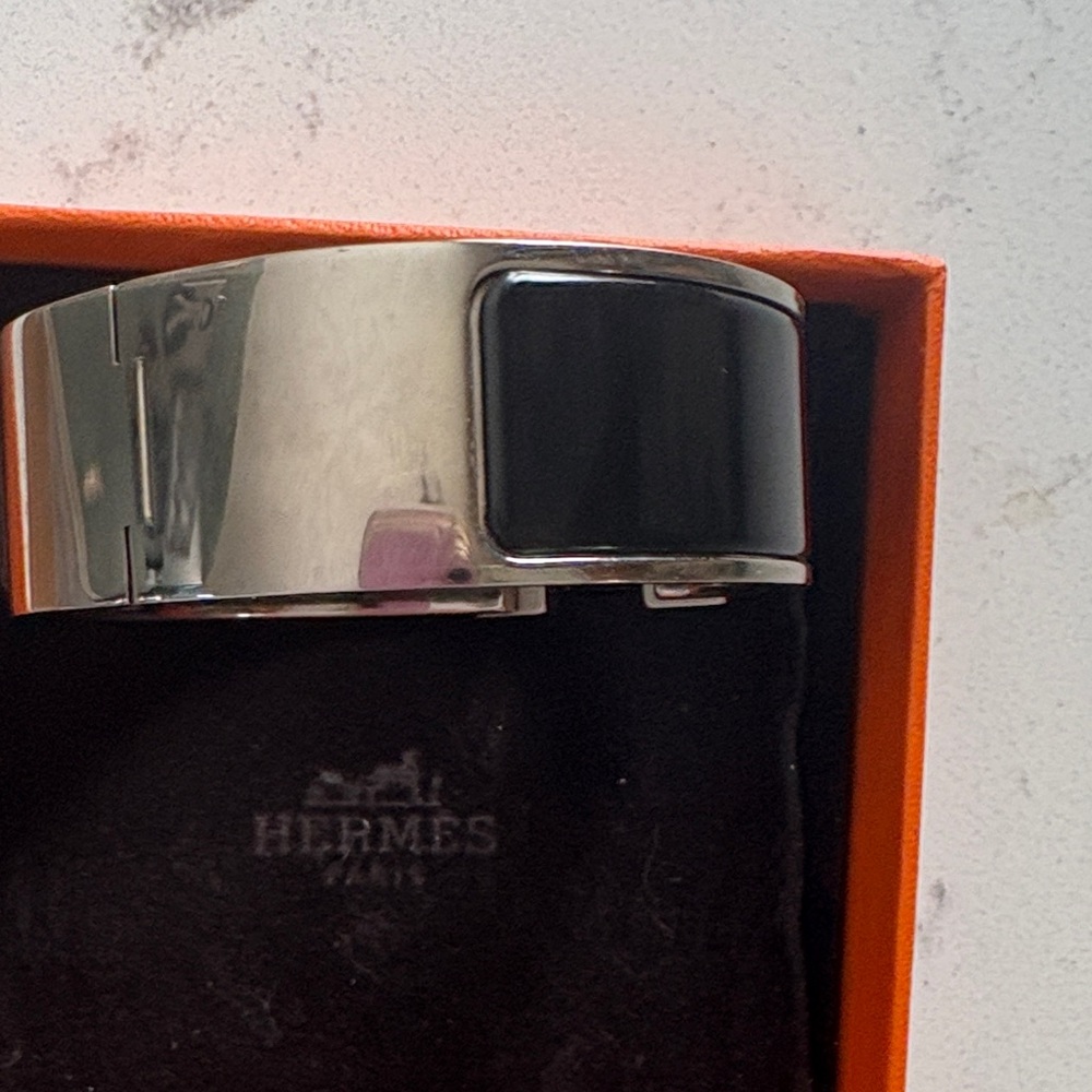 Hermes Black and Silver H Bracelet - Picture 5 of 8
